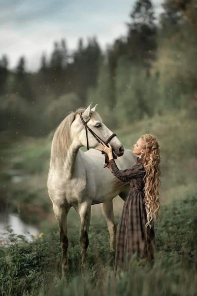  عکس اسب و دختر برای پروفایل