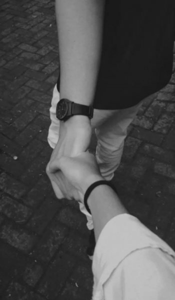  پس زمینه عاشقانه کیوت