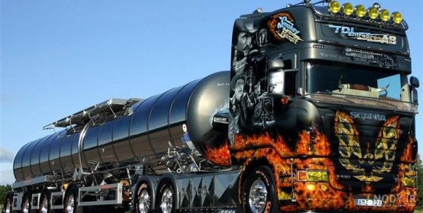  عکس کامیون ولوو اسپرت