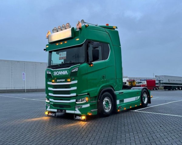  عکس کامیون برای پروفایل