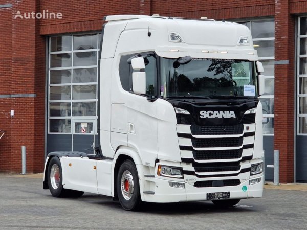  عکس کامیون داف برای پروفایل