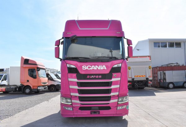  عکس کامیون داف برای پروفایل