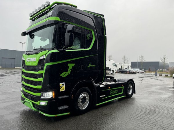  عکس کامیون داف برای پروفایل