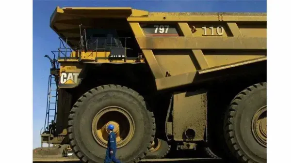  عکس بزرگترین کامیون جهان