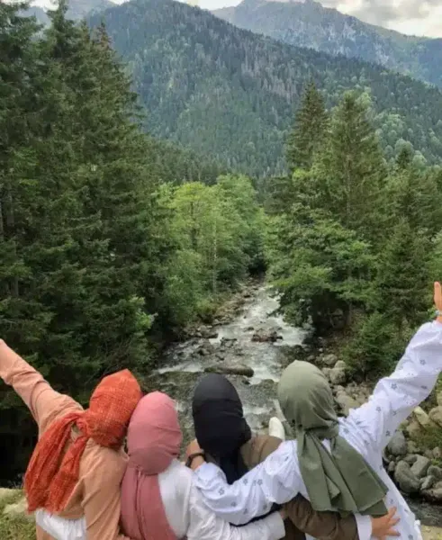  عکس چهار نفره دخترانه اسپرت