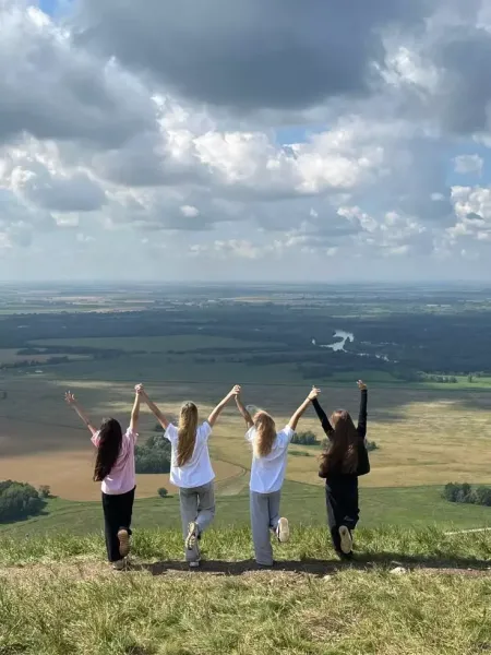  عکس چهار نفره دخترانه اسپرت