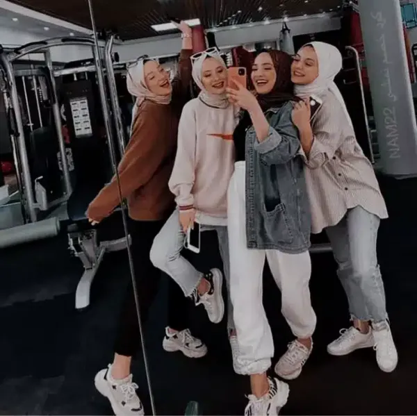  عکس چهار نفره دخترانه اسپرت