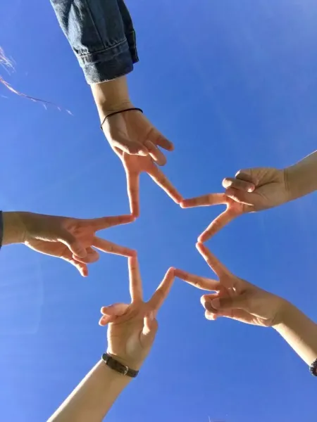  عکس دخترانه چهار نفره شیک