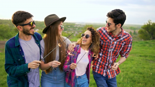  عکس چهار نفره دوستانه برای پروفایل پسرانه