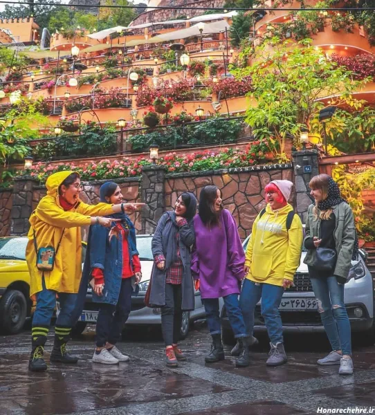 عکس چهار نفره دوستانه برای پروفایل