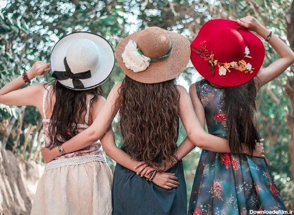  عکس سه رفیق دختر لاکچری