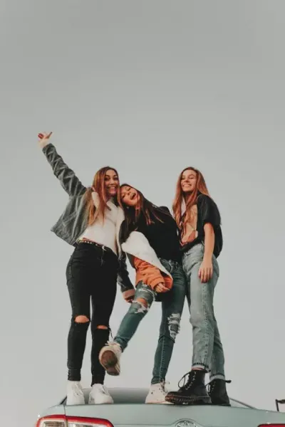  عکس دخترانه سه نفره شیک برای پروفایل