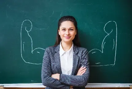  عکس خانم معلم برای پروفایل