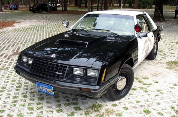  عکس ماشین پلیس واقعی خارجی