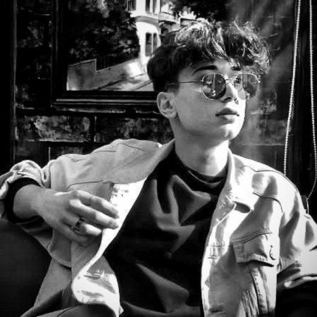  یک عکس مذهبی برای پروفایل