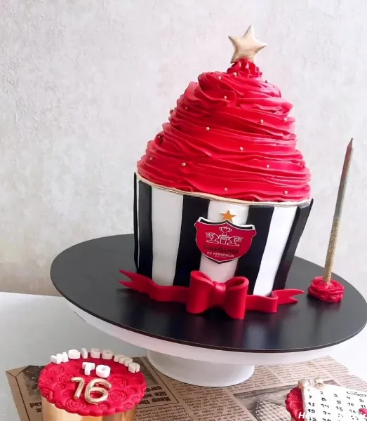  کیک عکس استقلال