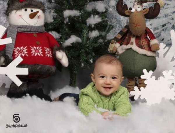 تم تولد کریسمس دخترانه
