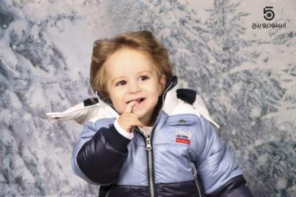 تم تولد کریسمس دخترانه