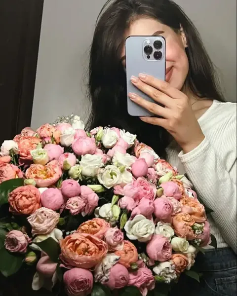 عکس پروفایل دخترونه ۱۲ ساله برای شاد