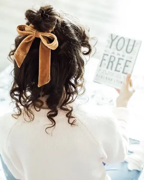 عکس پروفایل دخترونه ۱۲ ساله برای شاد