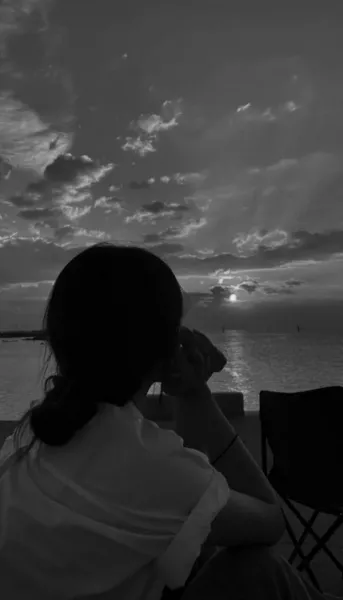  پروفایل دخترونه غمگین