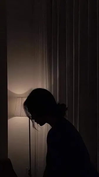  پروفایل دخترونه غمگین