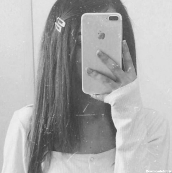  پروفایل دخترونه سیاه سفید با گوشی