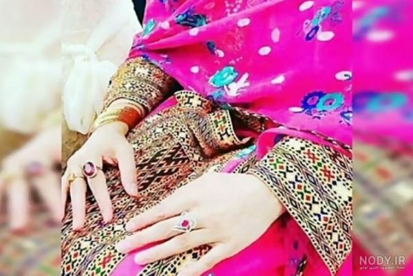  عکس دست دختر بلوچ باکلاس