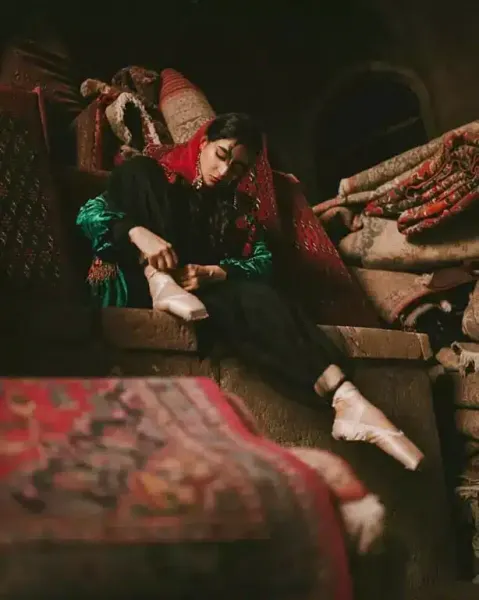  عکس دختر بلوچ ساده