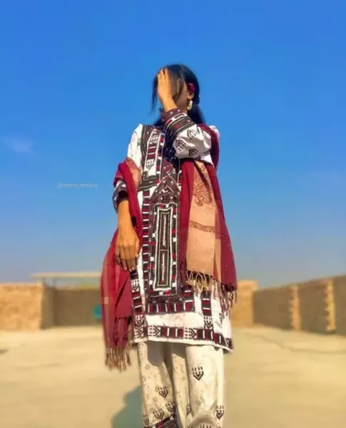  عکس دختر بلوچ برای پروفایل