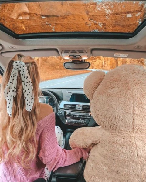  پروفایل دختر با ماشین