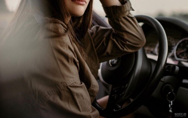  عکس دختر با ماشین ۲۰۶ برای پروفایل