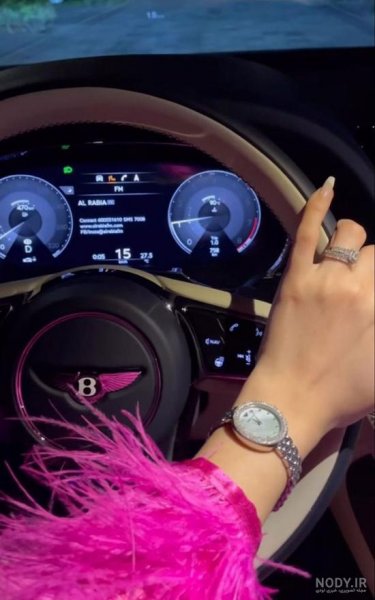  عکس دختر ماشین باز برای پروفایل