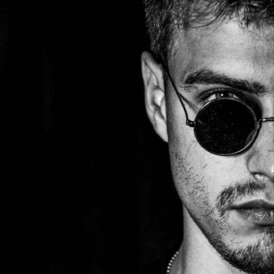  پروفایل دختر پسند