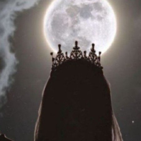  پروفایل دختر تاج دار