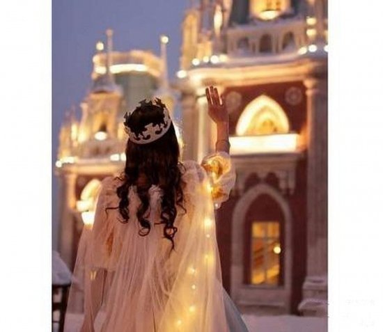 پروفایل تاج ملکه