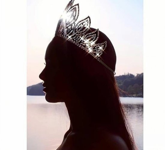  پروفایل تاج ملکه