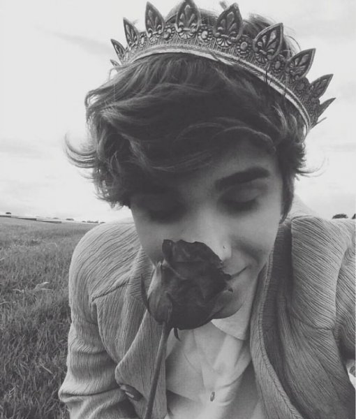  پروفایل تاج ملکه