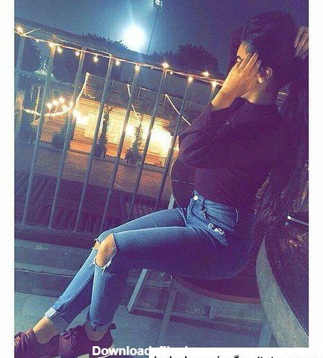  پروفایل دختر جلوی آینه