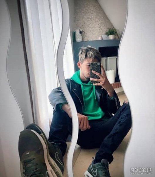  عکس جلو آینه پسرانه