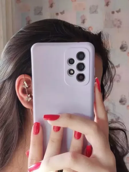  عکس دختر با گوشی سامسونگ برای پروفایل