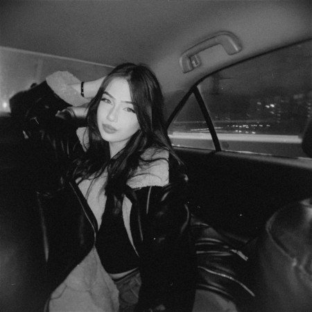 عکس دختر واقعی برای پروفایل روبیکا