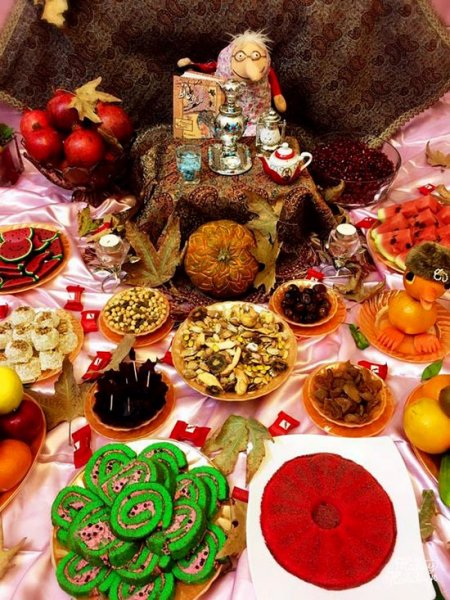  عکس سفره شب یلدا سنتی