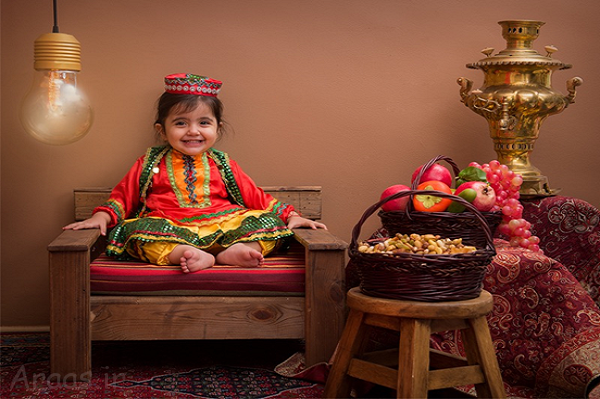  عکس شب یلدا با لباس سنتی