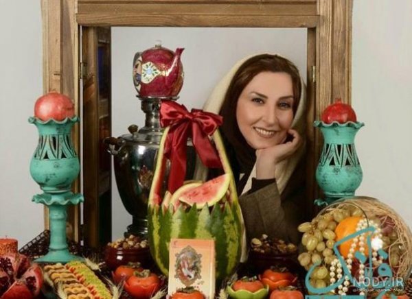  عکس شب یلدا با لباس سنتی