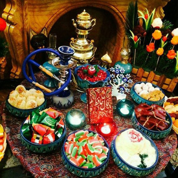 عکس میز شب یلدا سنتی