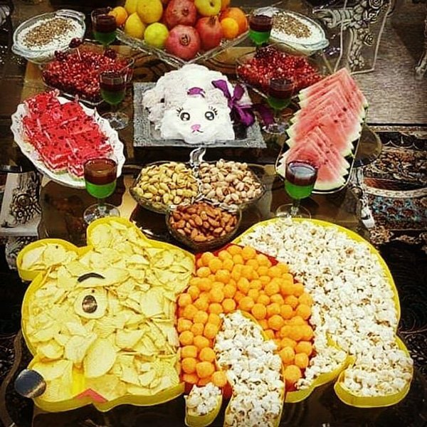  عکس میز شب یلدا سنتی