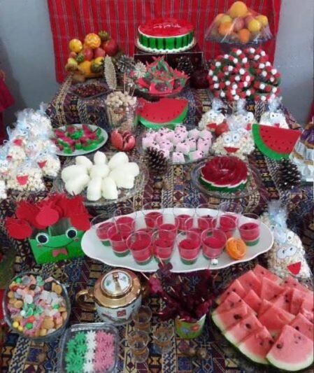  عکس میز یلدا برای مدرسه