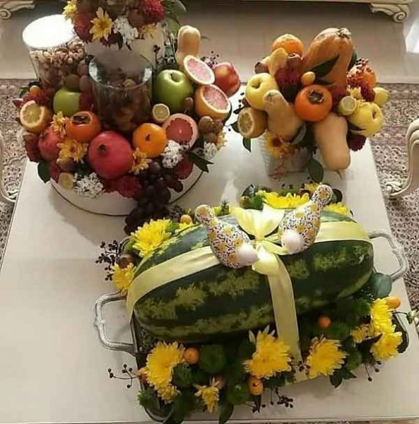  عکس میز یلدایی عروس