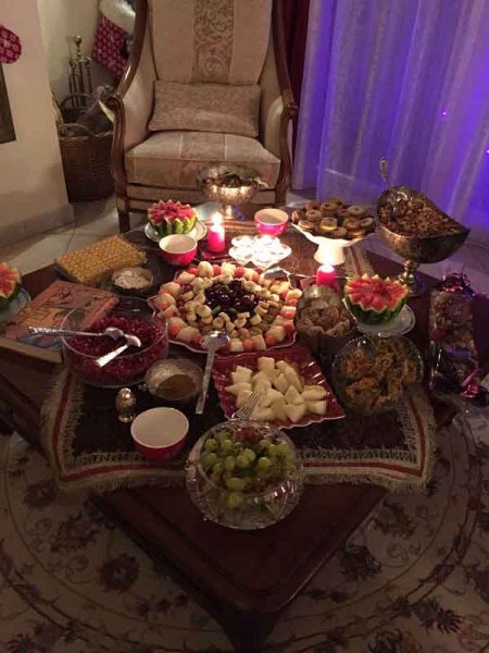  عکس میز یلدایی عروس